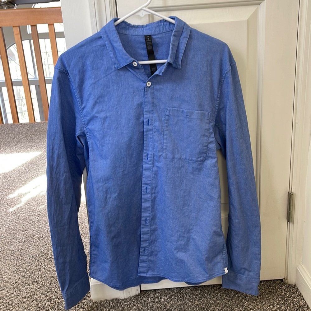 NWOT Blue Lululemon Men’s Casual Dress Shirt Size Medium M
